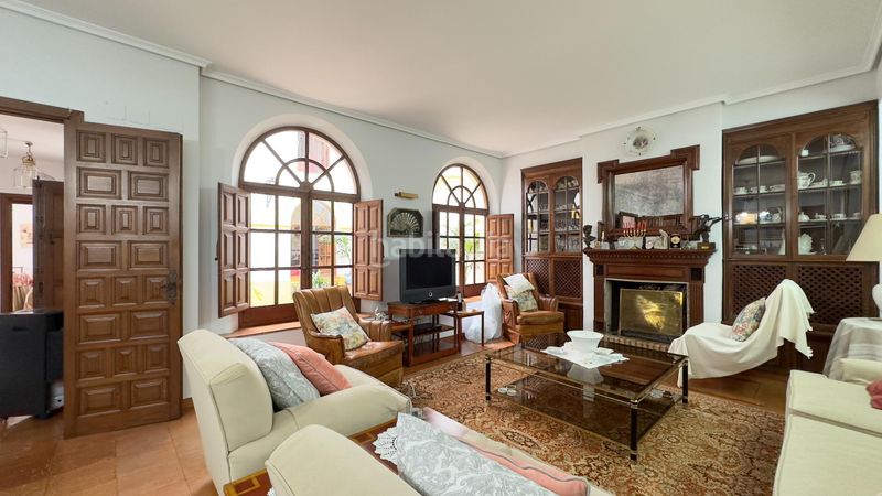 Foto e3caacee-0bf8-4c09-9535-1c2a20148fa8. Casa amb aparcament a casco histórico - ribera - san basilio Córdoba