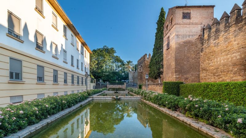 Foto 042bd4d4-2459-49f8-9332-0ea6d5a4e123. Casa a casco histórico - ribera - san basilio Córdoba