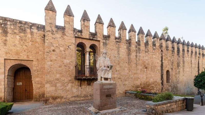 Foto 85db286d-e7cd-45af-980e-de6f33880008. Casa a casco histórico - ribera - san basilio Córdoba