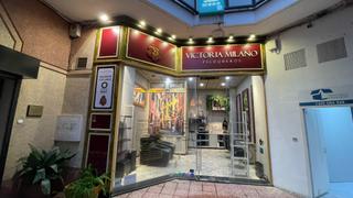 Locale commerciale  Gondomar. Se vende peluquera en gondomar 11, lista para abrir y trabajar.