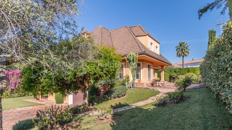 Foto e94e621a-3b9e-46bc-b3f9-35d759a1d939. Chalet magnífico chalet en la mejor zona de sansueña en Córdoba