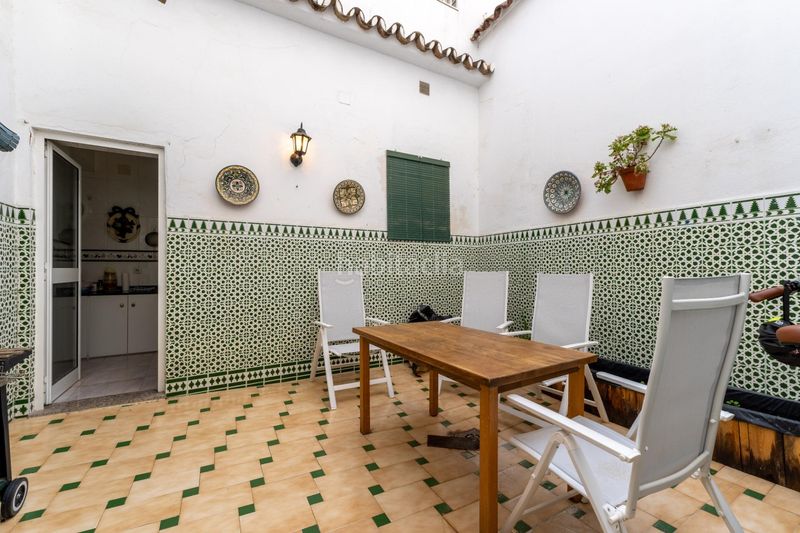 Foto 57a044cb-5f98-463d-9391-40e5df2010a9. Casa a casco histórico - ribera - san basilio Córdoba