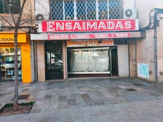 Rent Business premise in Plaça de sant antoni 7. Local en la plaça de sant antoni