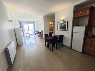 Rent Apartment in Carrer de pérez galdós 13. Alquiler de temporada en foners/can pere antoni