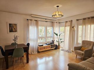 Pis  Carrer d'antoni marquès. Piso reformado en la zona de blanquerna.