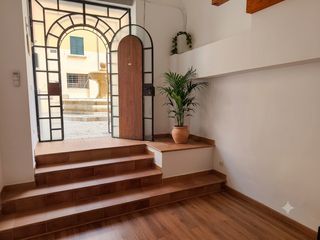 Rent Loft in Plaça de sant jeroni 4. Local tipo loft en la calatrava