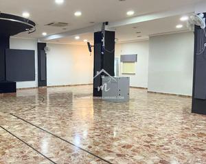 Local Comercial en Plaza Elptica - Repblica Argentina. Local comercial zona nuevos juzgados