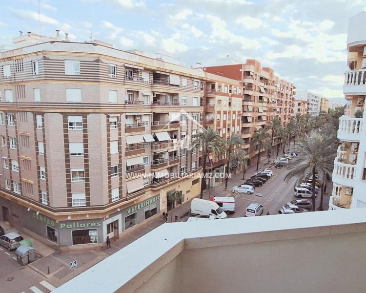 Foto 364d9cc3-e948-423d-9f04-f79e47ce75b5. Apartment with parking in Plaza Elíptica - República Argentina Gandia