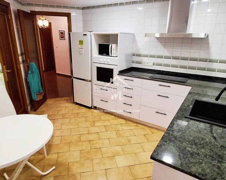 Foto df60316c-ec9f-4327-8f2b-b7299c589825. Apartment with parking in Plaza Elíptica - República Argentina Gandia