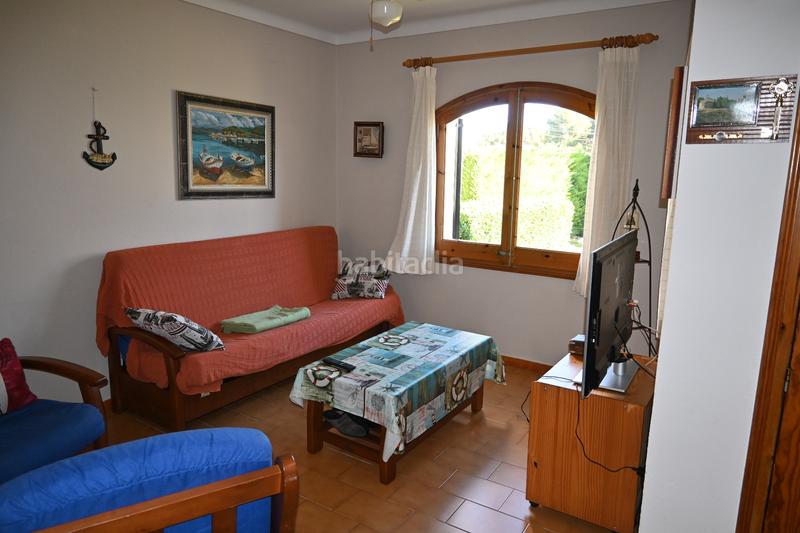 Foto 30194e68-9466-4392-92a2-5b11e6efb43b. Casa adosada en passatge mallols-58 8 poble carina en Escala (L´)