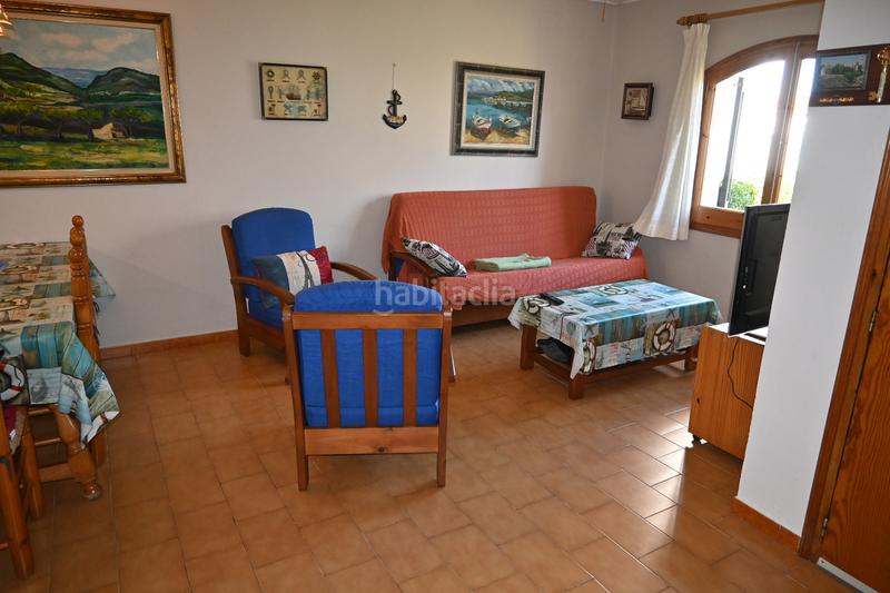 Foto 4b20128b-23d2-4885-8d8e-74d96438bdf2. Casa adosada en passatge mallols-58 8 poble carina en Escala (L´)