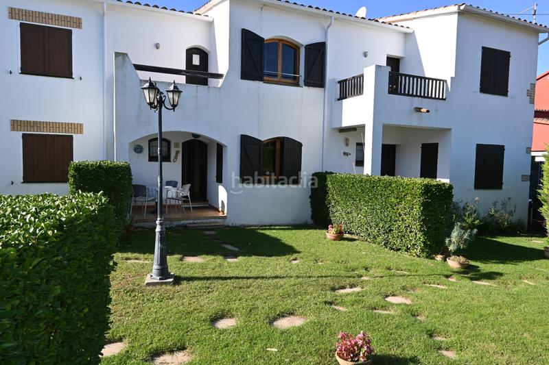 Foto d159c4ed-5274-445d-b28b-cec45f6149af. Casa adosada en passatge mallols-58 8 poble carina en Escala (L´)