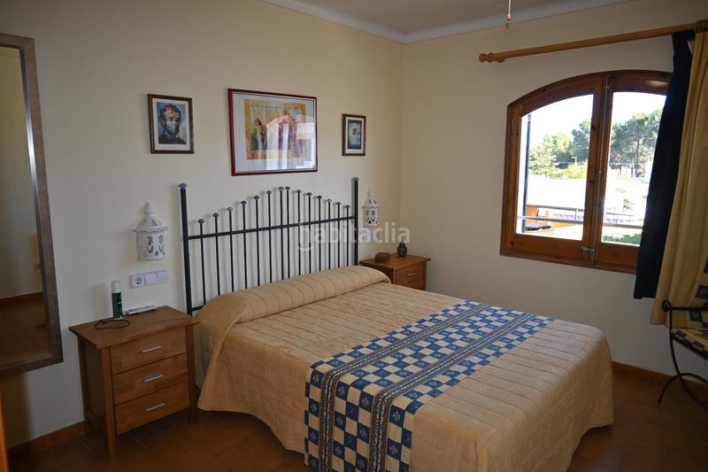 Foto f295693f-71e2-4eec-9576-21b371dfddbc. Casa adosada en passatge mallols-58 8 poble carina en Escala (L´)