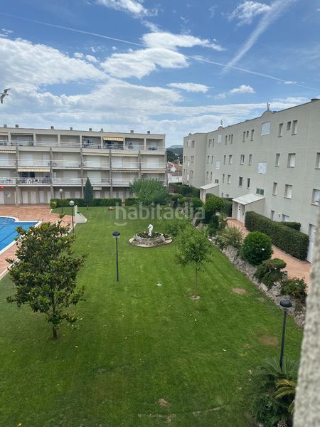 Foto 50b0aaef-e232-4626-8121-b7dd9dbc45e9. Apartment in avinguda riells 126 in Port - La Clota - Puig Sec Escala (L´)