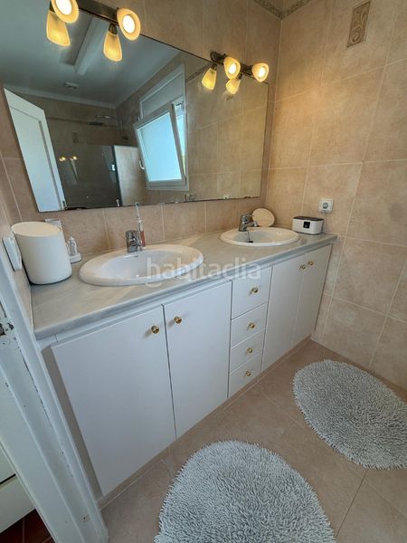 Foto 2bdb4d42-83e9-41f7-8a22-35fbc53c5d44. Casa a carrer vall d'aran 44 a Port - La Clota - Puig Sec Escala (L´)