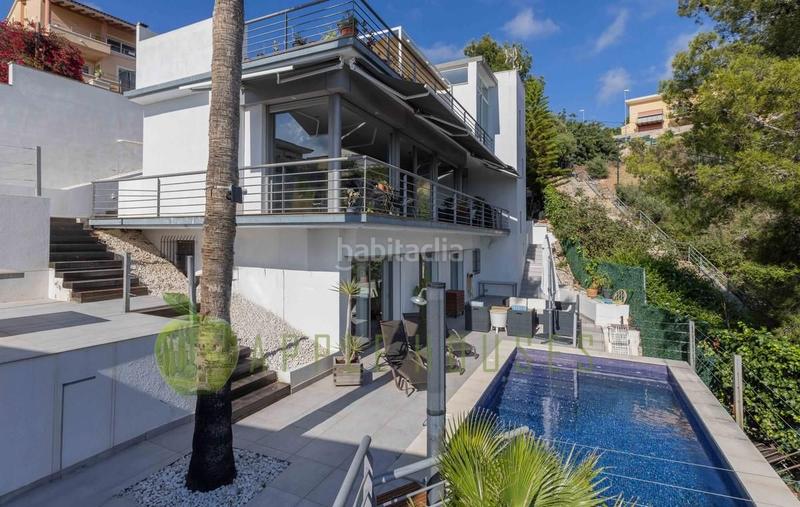 Foto 95052cb3-3c6a-4ba0-a33b-c13d2221aad0. Casa moderna villa unifamiliar en quintmar en Levantina - Montgavina - Quintmar Sitges