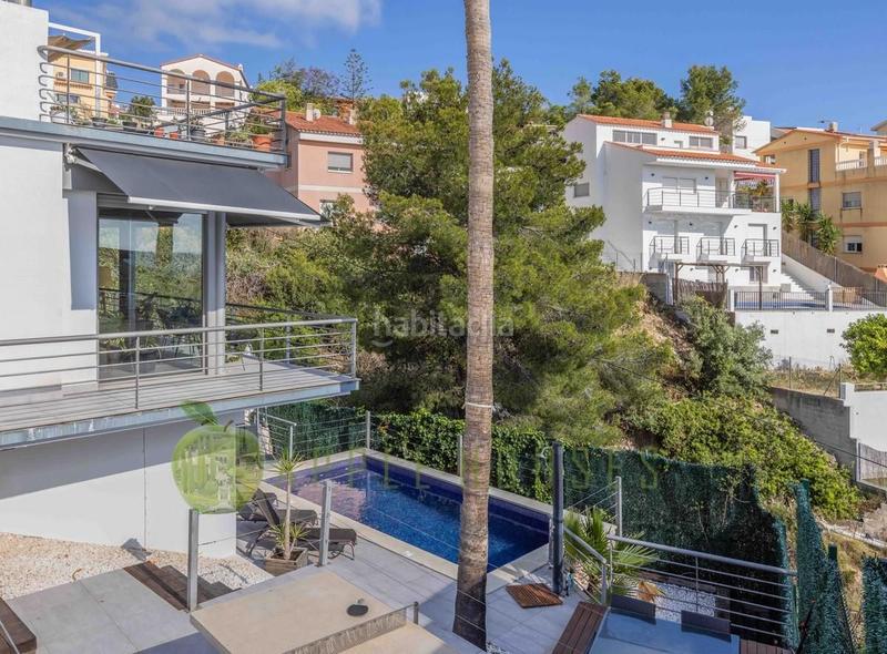 Foto cb72ae24-5b46-4a65-bc37-162c8c3843a1. Casa moderna villa unifamiliar en quintmar en Levantina - Montgavina - Quintmar Sitges