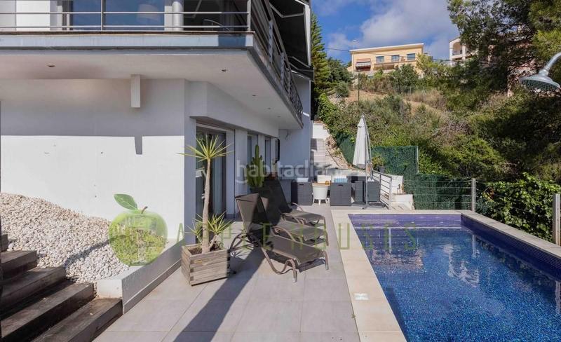 Foto cc87d923-2625-4afa-aa5b-86f93ded936e. Casa moderna villa unifamiliar en quintmar en Levantina - Montgavina - Quintmar Sitges