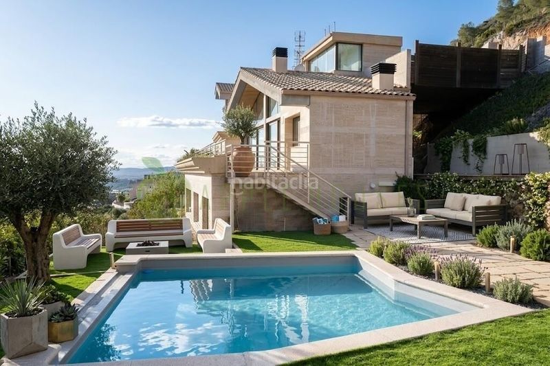 Foto 9801fd33-92ed-4c7b-830c-c9994467e3bc. Xalet amb aparcament piscina a Levantina - Montgavina - Quintmar Sitges