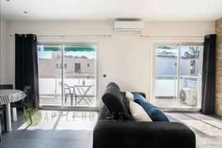 Attique à Can Girona - Terramar - Vinyet. Ático en venta en vinyet, segunda linea de mar
