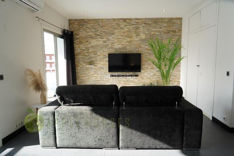 Foto 3b6f7f0e-535b-45fa-a13a-b3a98932bb28. Àtic amb calefacció a Can Girona - Terramar - Vinyet Sitges