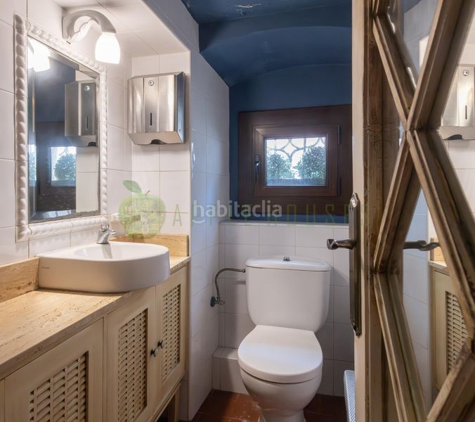 Foto 74ee9873-1286-4ceb-9825-42068cea1512. Casa amb calefacció a Aiguadolç - Sant Sebastià Sitges