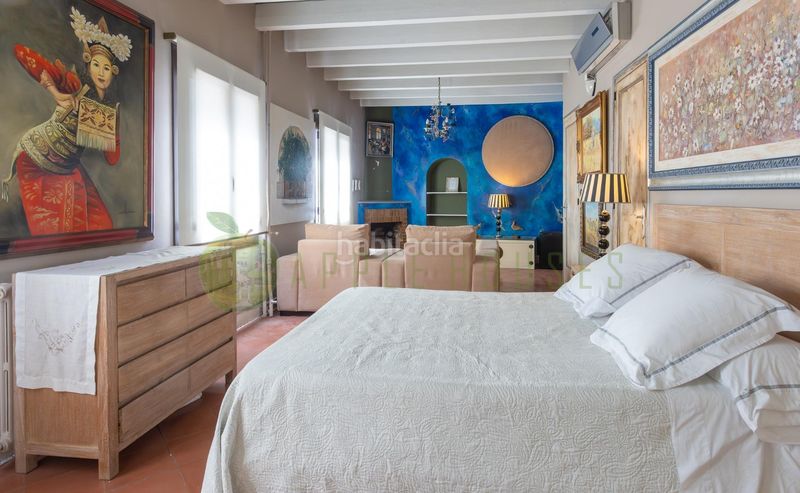 Foto a762fe35-c1d1-4840-bc22-37b4a340cb47. Haus mit heizung in Centre Sitges