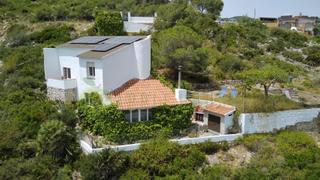 Casa a Canyelles. Vivienda única con vistas al mar en canyelles