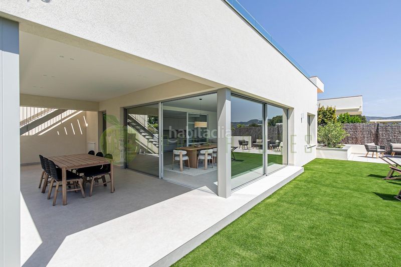 Foto e2c2ed99-a9be-4c0d-a82e-7dbad04541a7. Casa amb calefacció aparcament piscina a Can Pei Sitges