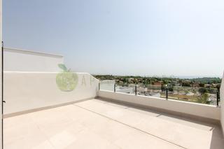 tic  Avenida de la collada. tico de obra nueva con vistas al mar, luminoso y elegante