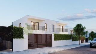 Maison jumelée  Calle de duesaigües. Casas individuales y pareadas de obra nueva