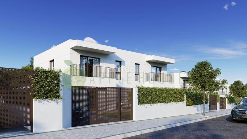 Foto c4d5ee6b-b57d-45c7-ac58-fda417009c69. Casa aparellada amb calefacció aparcament a Bellamar Calafell