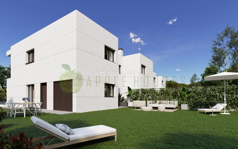 Foto e796439a-e8bd-4338-a05c-aa8bdbb37174. Casa aparellada amb calefacció aparcament a Bellamar Calafell