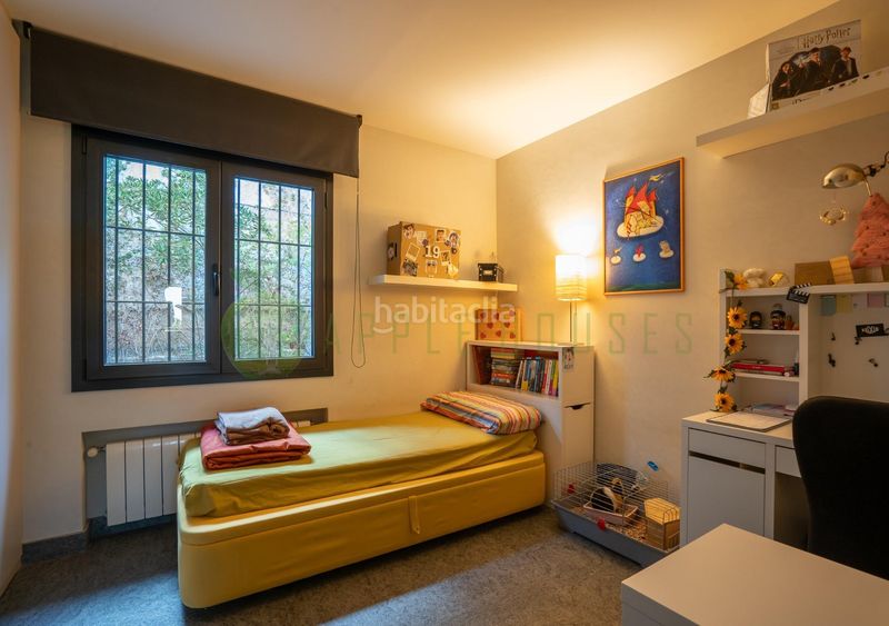 Foto 296649c1-8f30-4968-85dc-e9cce64ad7b6. Casa amb calefacció aparcament a Premià de Dalt