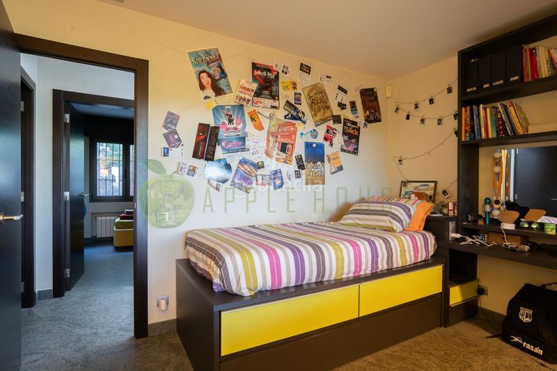 Foto 7adaf2dd-ca4f-4702-b70d-1ea7fd364f6b. Casa amb calefacció aparcament a Premià de Dalt