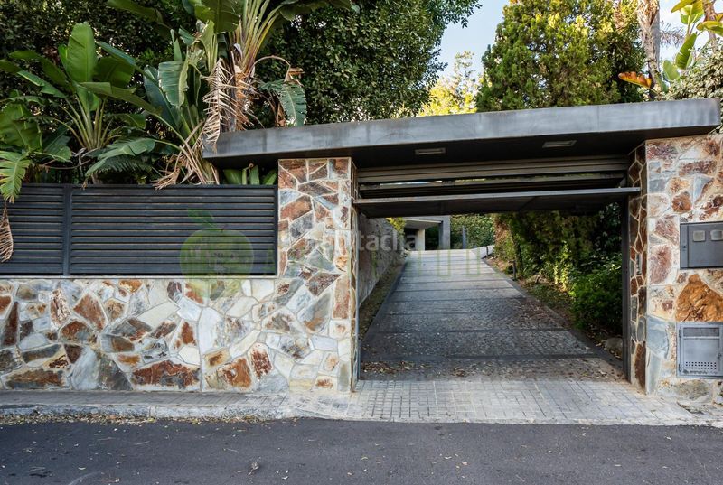 Foto 9e4d43d2-3e67-4076-8ec8-e3e2cf239fdc. Casa amb calefacció aparcament a Premià de Dalt