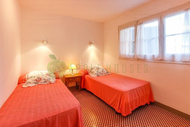 Foto 81379f9d-e494-401a-8df3-35e5ad04d9c2. Casa amb calefacció aparcament piscina a Can Girona - Terramar - Vinyet Sitges