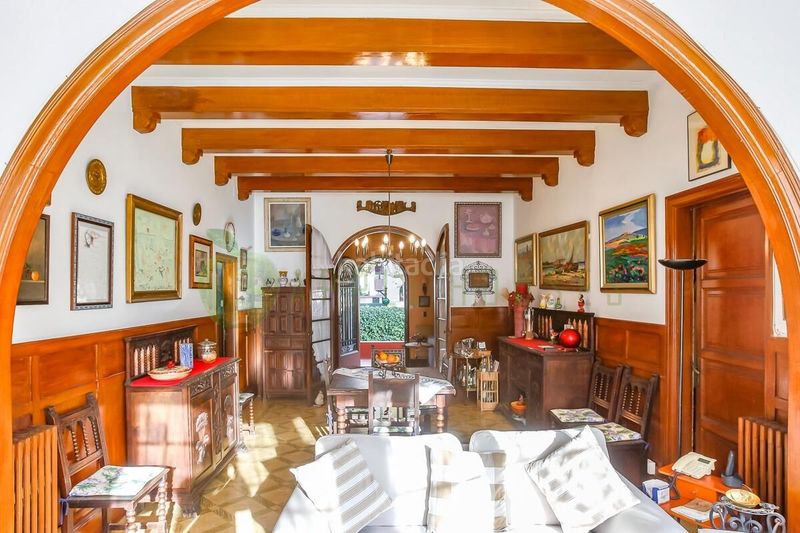 Foto a2ca5d5a-a260-4886-b15d-664f8bb55ff0. Casa amb calefacció aparcament piscina a Can Girona - Terramar - Vinyet Sitges