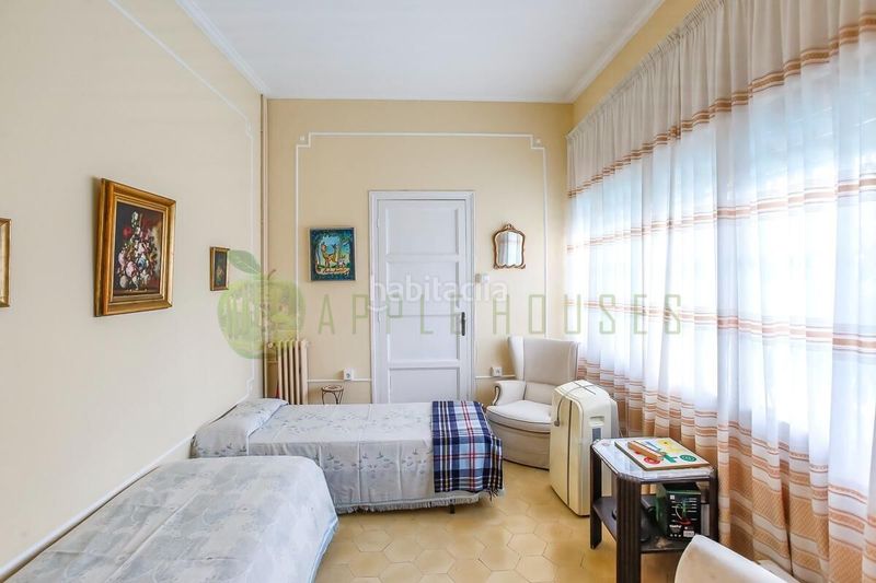 Foto a9a7cf35-d96f-4681-b9e4-54df28e52c6c. Casa amb calefacció aparcament piscina a Can Girona - Terramar - Vinyet Sitges