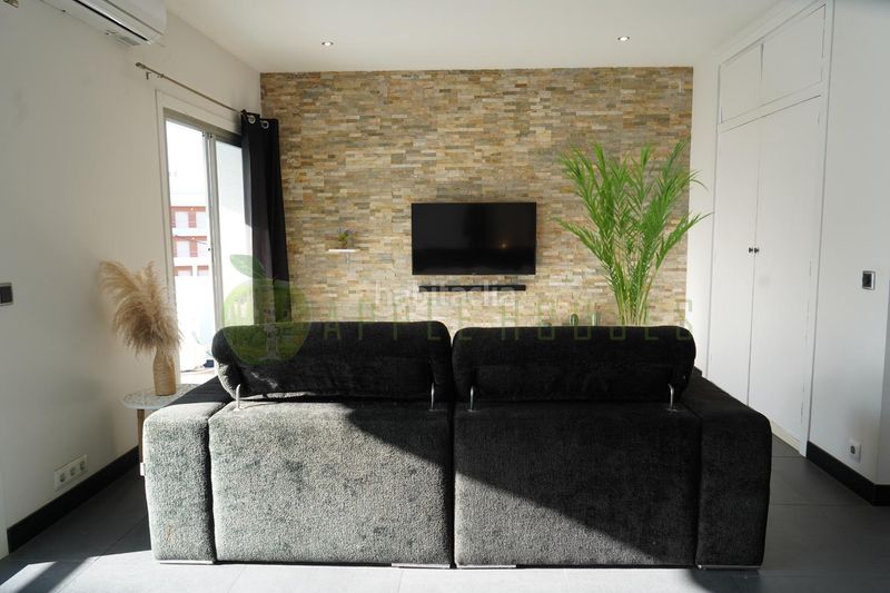 Foto 689df185-cd70-42f6-b856-a989a124ed0a. Àtic amb calefacció a Can Girona - Terramar - Vinyet Sitges