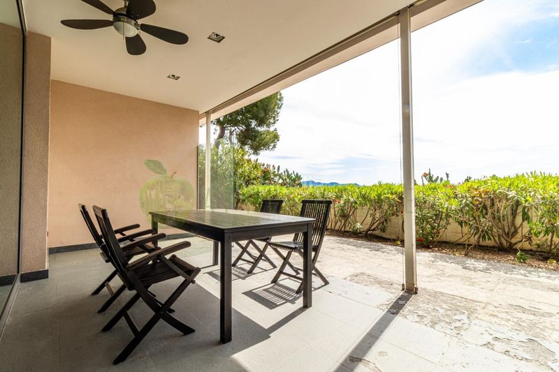 Foto 1cd0068c-e5d6-42c0-a2ec-d2829fecd7bd. Casa amb aparcament a Mas d´En Serra - Els Cards Sant Pere de Ribes