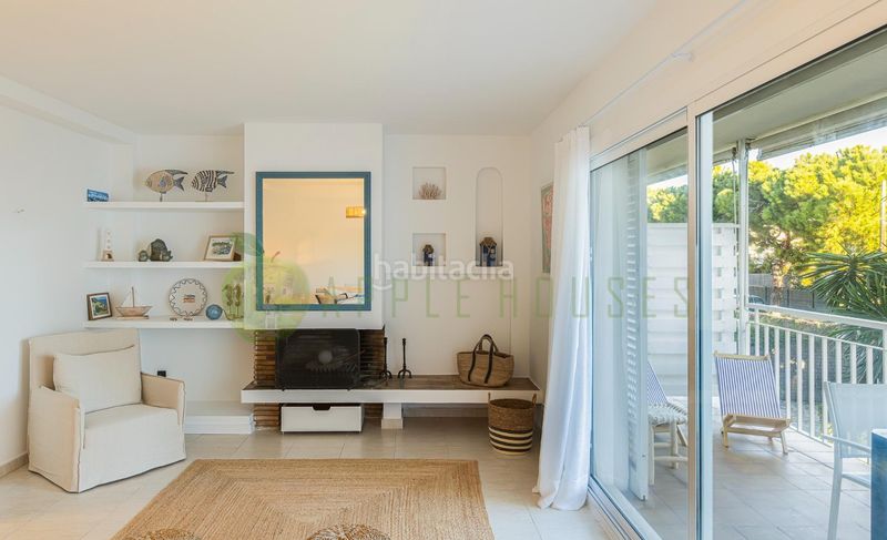 Foto 1c7597db-650e-4ffa-82cf-42f01bbb359b. Pis amb aparcament piscina a Can Girona - Terramar - Vinyet Sitges