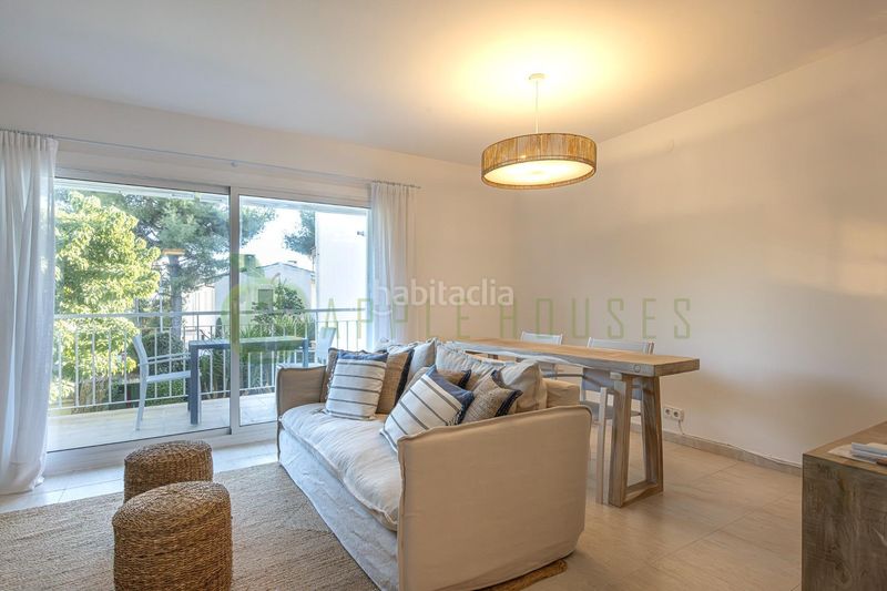 Foto 2d6334ed-1c4b-43e6-8dd3-110eac5063c9. Pis amb aparcament piscina a Can Girona - Terramar - Vinyet Sitges