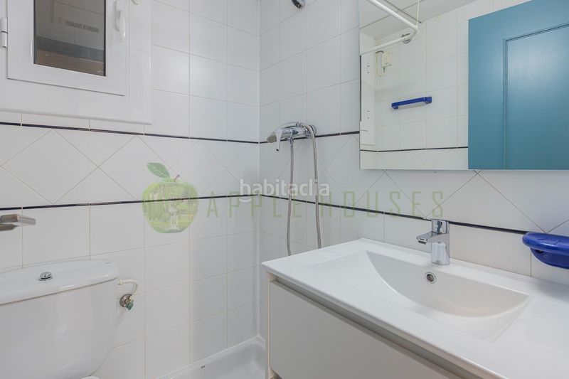 Foto b5807e8a-ec8f-446f-b793-eb9f634454d0. Pis amb calefacció aparcament piscina a Can Girona - Terramar - Vinyet Sitges