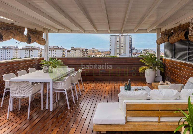 Foto 542c3532-ae5e-4315-8571-7144407aa15b. Àtic amb calefacció aparcament piscina a La Plana Sitges