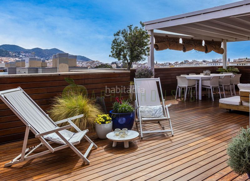 Foto ffd02ae3-646c-4a49-8b9b-875eb931fe66. Àtic amb calefacció aparcament piscina a La Plana Sitges