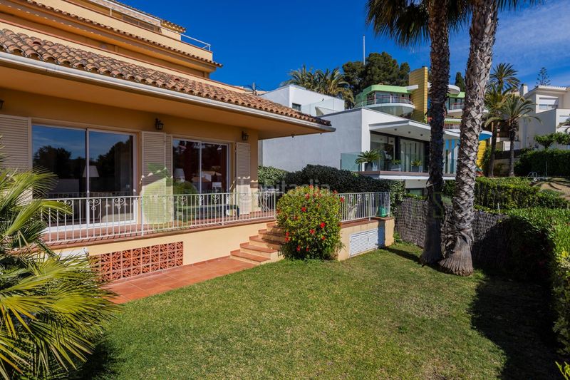 Foto 6d2057ac-f26f-468f-b471-06c8539d46ee. Casa amb calefacció aparcament piscina a Vallpineda-Santa Bàrbara Sitges