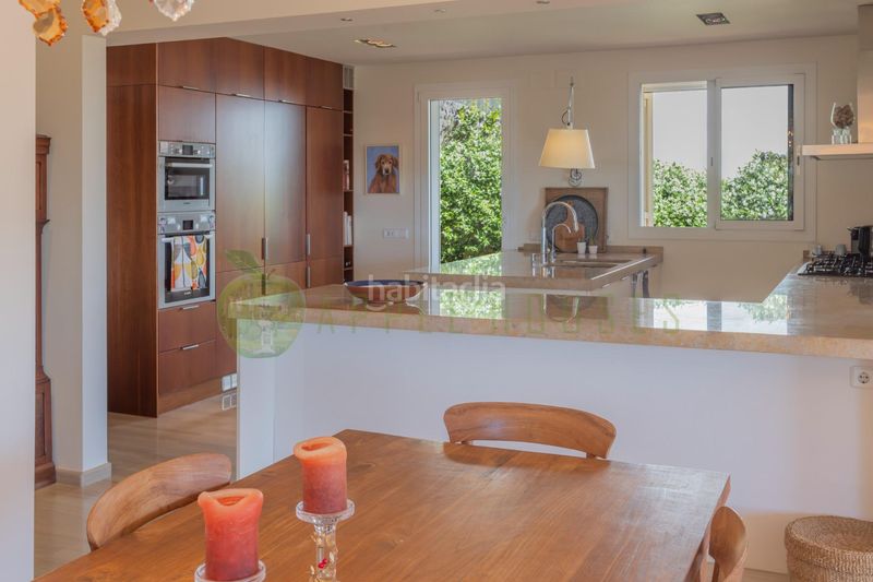 Foto c9de93c6-9c84-449c-90cd-f7914f92601a. Casa amb calefacció aparcament piscina a Vallpineda-Santa Bàrbara Sitges