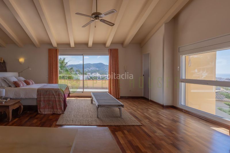 Foto f28cec56-4641-4683-b0b2-e31f57d22099. Casa amb calefacció aparcament piscina a Vallpineda-Santa Bàrbara Sitges