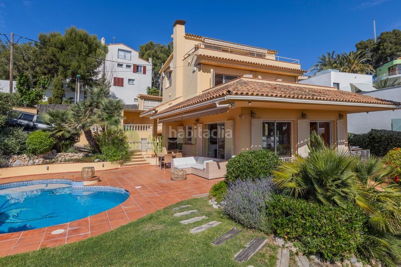 Foto fa608b07-508c-4d89-8880-672795450f55. Casa amb calefacció aparcament piscina a Vallpineda-Santa Bàrbara Sitges